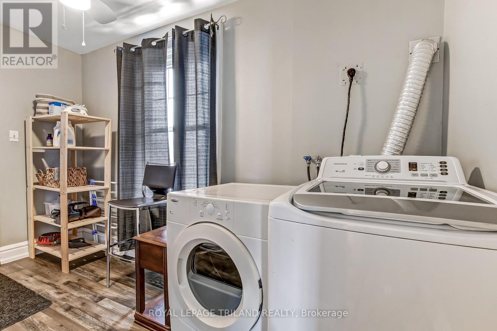 24 Flora Street, St. Thomas, Ontario  N5P 2X4 - Photo 14 - X12822062