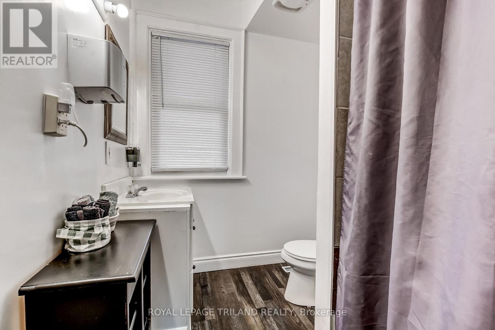 24 Flora Street, St. Thomas, Ontario  N5P 2X4 - Photo 18 - X12822062