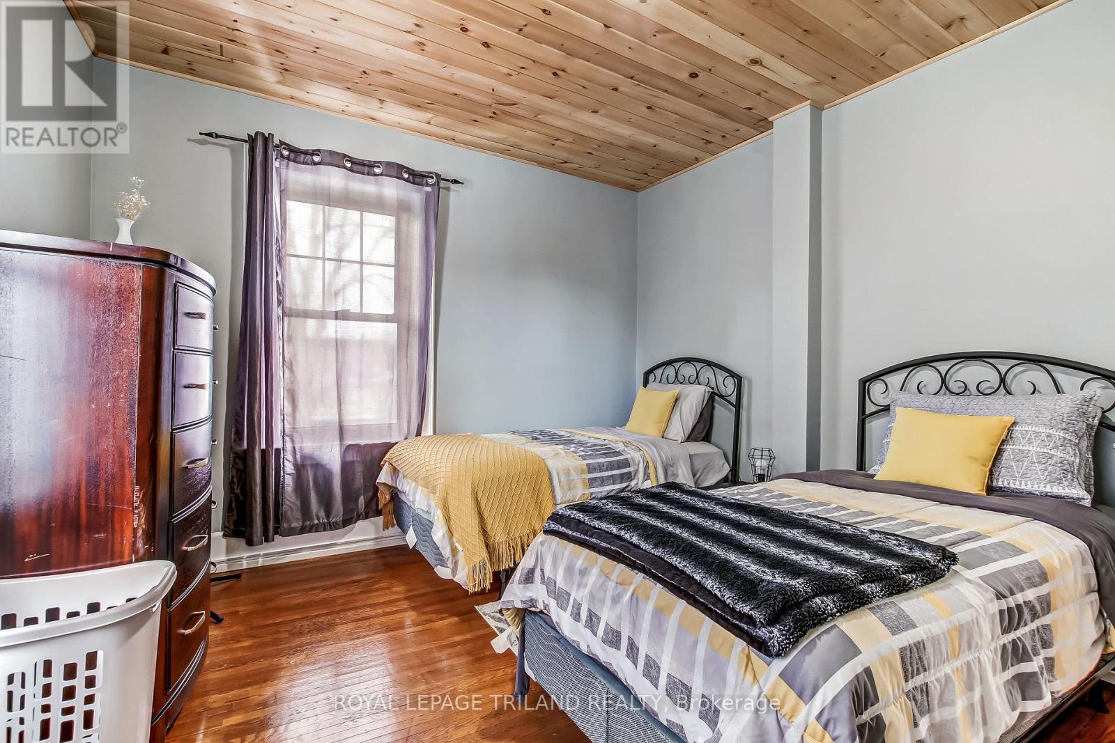 24 Flora Street, St. Thomas, Ontario  N5P 2X4 - Photo 19 - X12822062