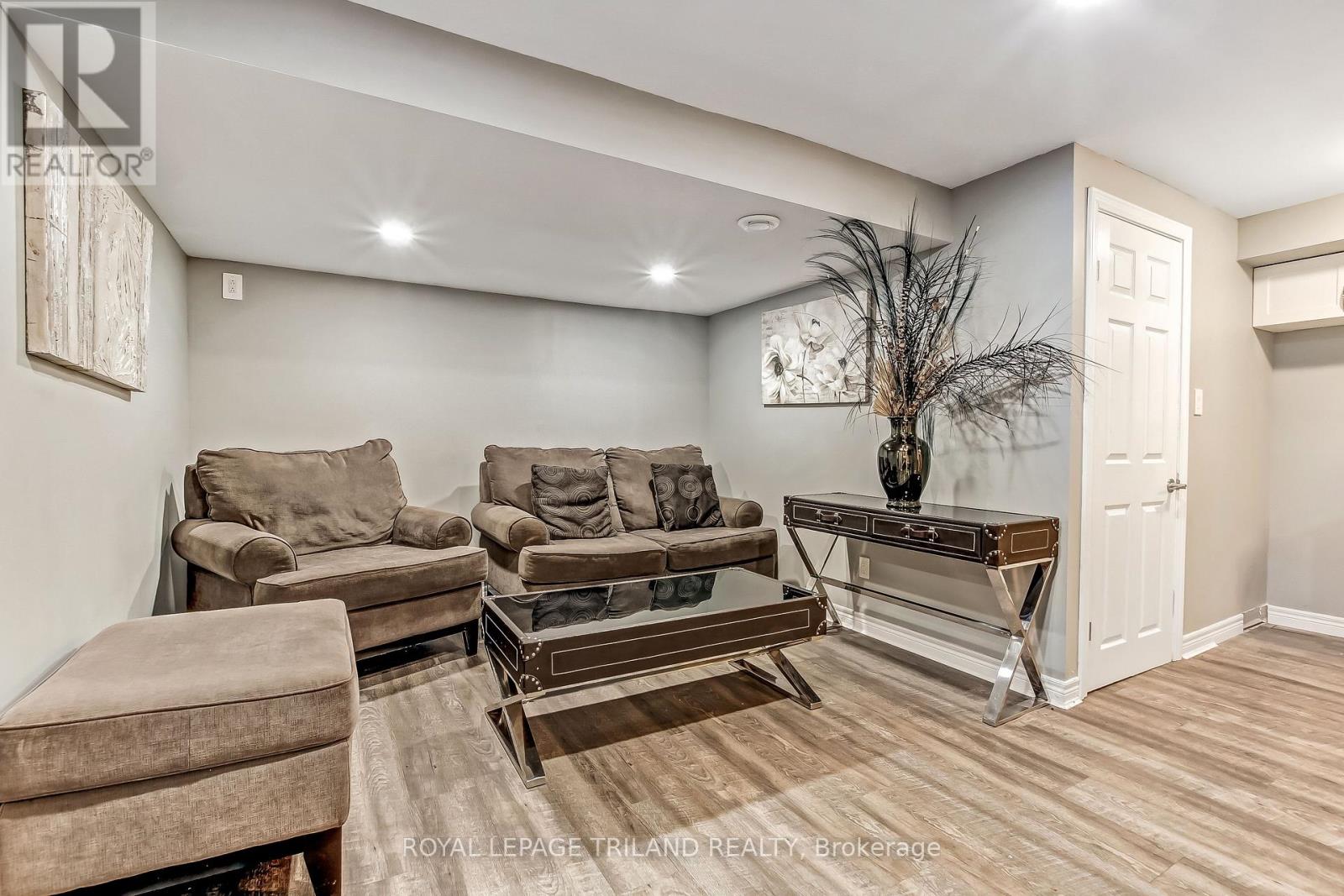 24 Flora Street, St. Thomas, Ontario  N5P 2X4 - Photo 22 - X12822062