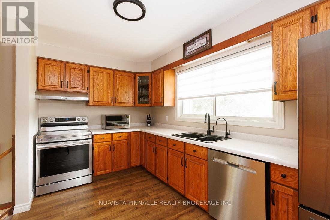 49 Main Street S, Bluewater, Ontario  N0M 1G0 - Photo 17 - X12822152