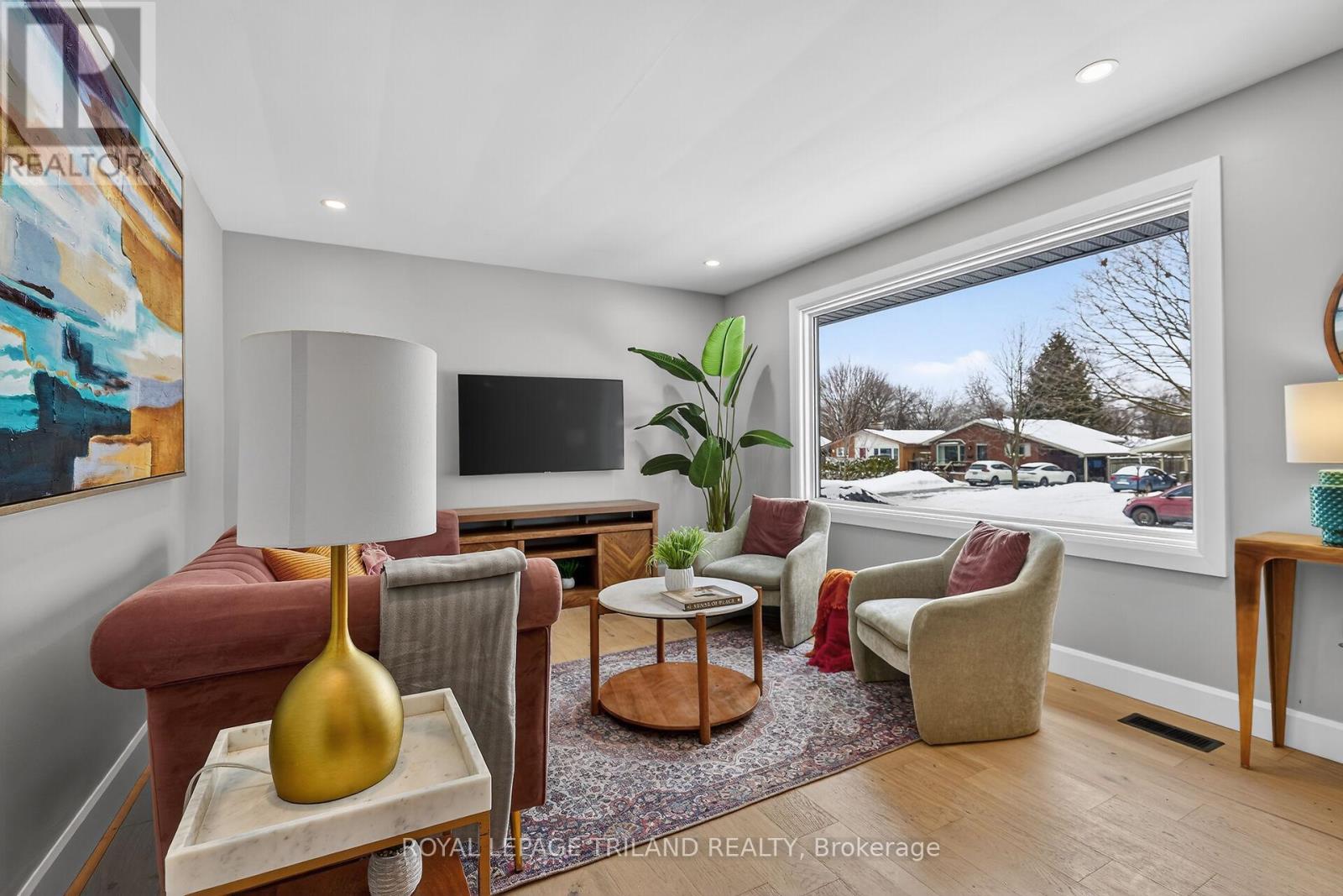 78 Mark Street, London East (East D), Ontario  N5V 2G5 - Photo 4 - X12822252