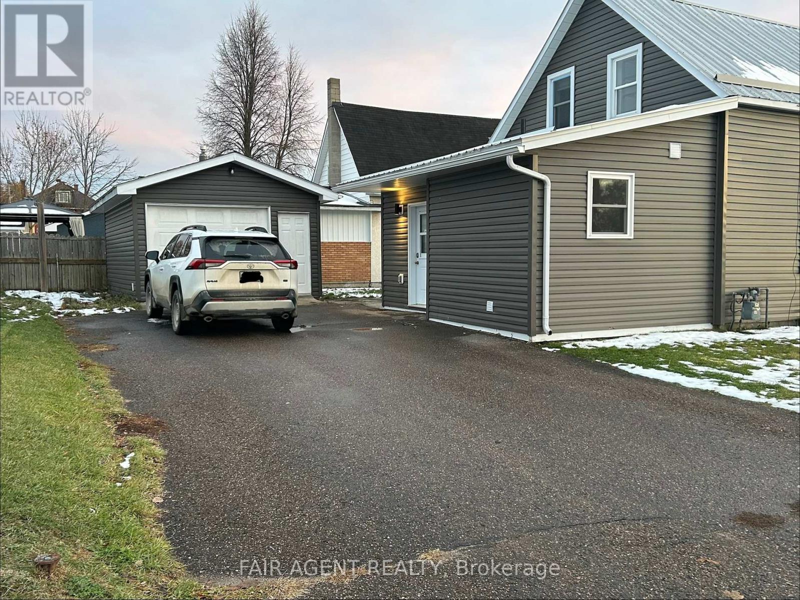 81 Bank Street S, Renfrew, Ontario  K7V 2E7 - Photo 3 - X12822260