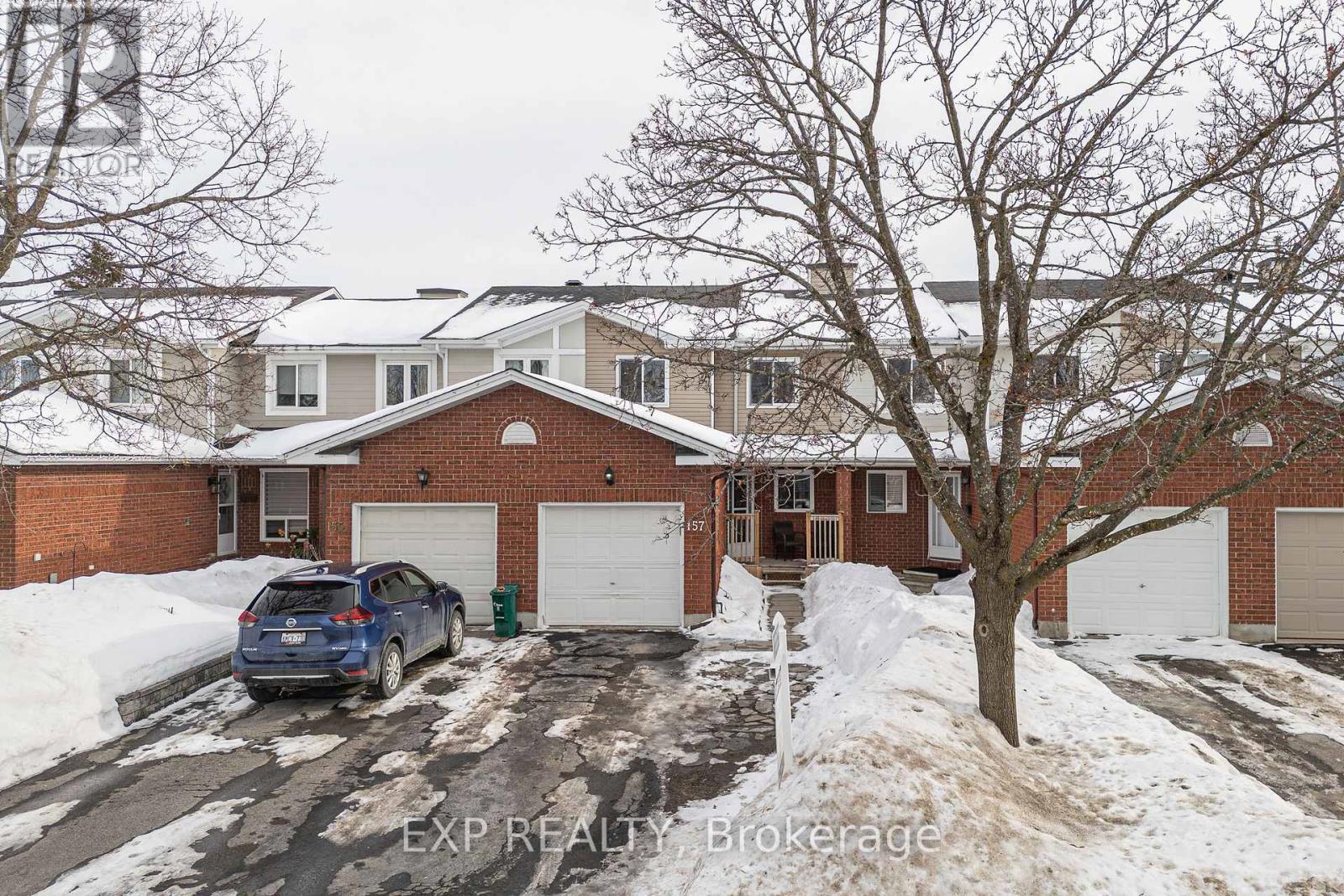 157 HUNTERSFIELD DRIVE, ottawa, Ontario