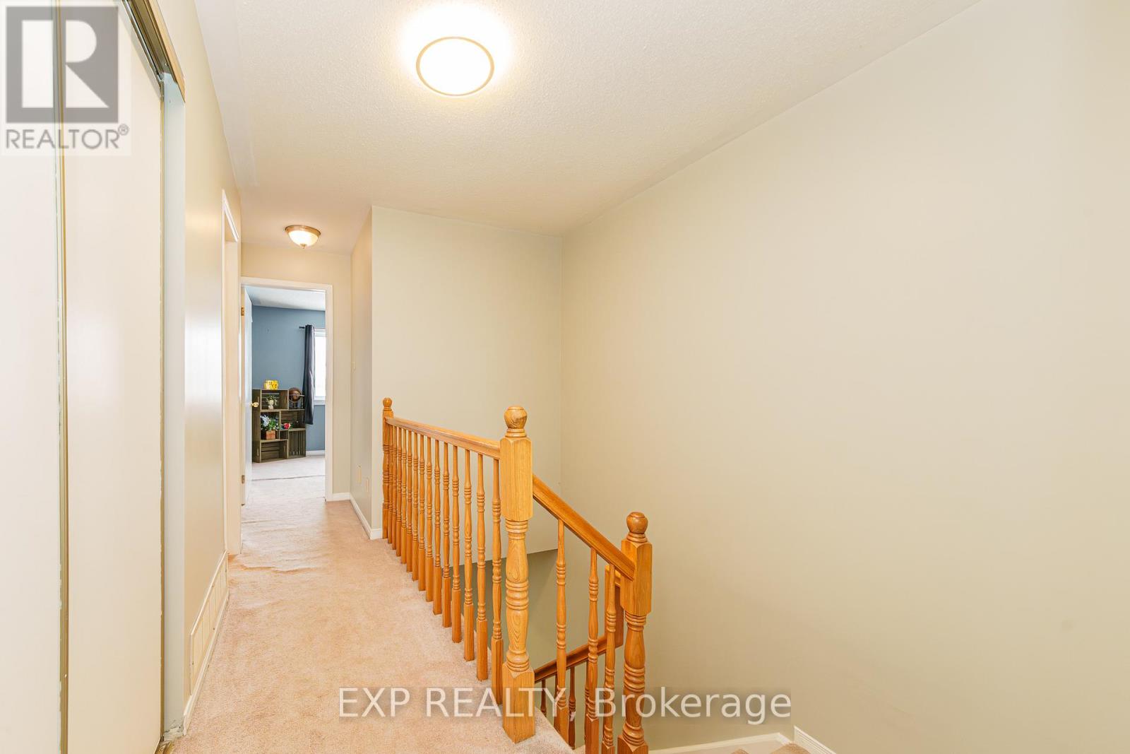 157 Huntersfield Drive, Ottawa, Ontario  K1T 3M1 - Photo 13 - X12822106