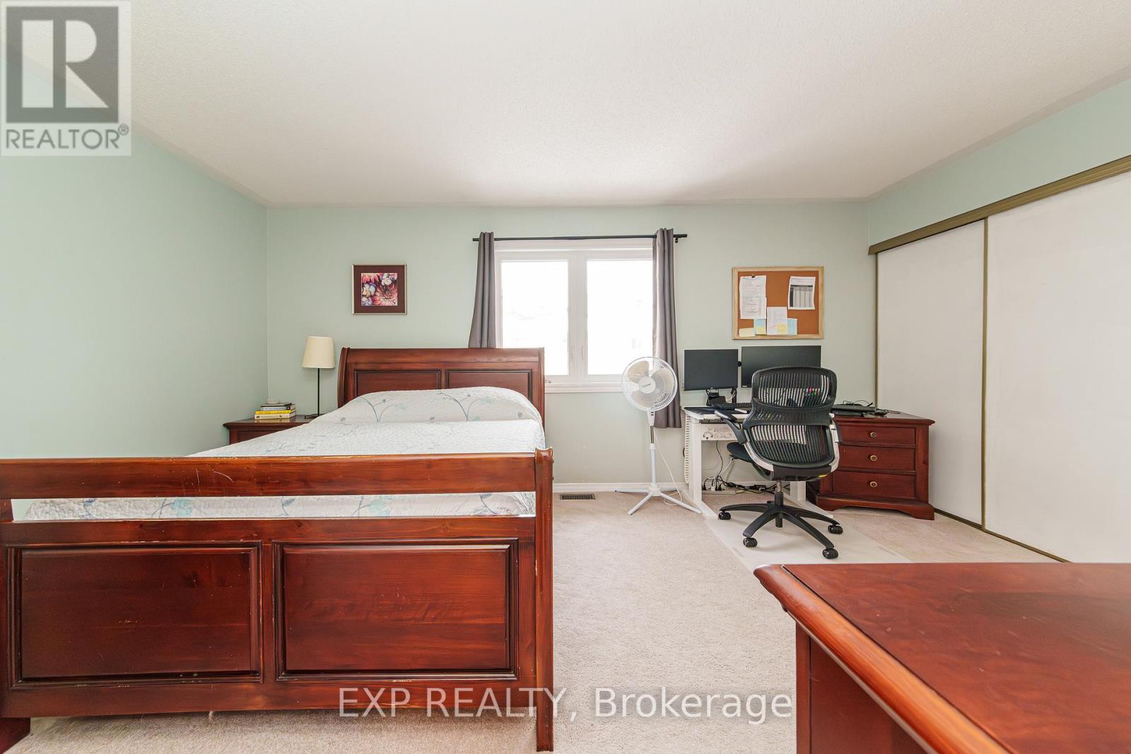 157 Huntersfield Drive, Ottawa, Ontario  K1T 3M1 - Photo 14 - X12822106