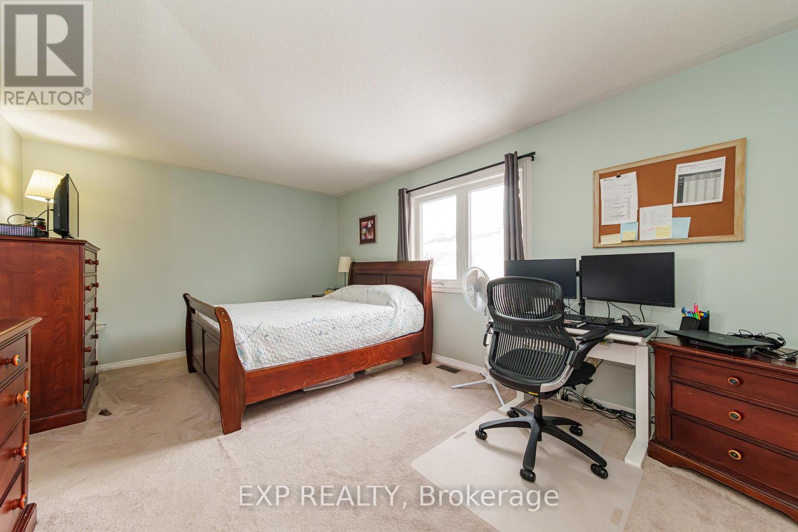 157 Huntersfield Drive, Ottawa, Ontario  K1T 3M1 - Photo 15 - X12822106