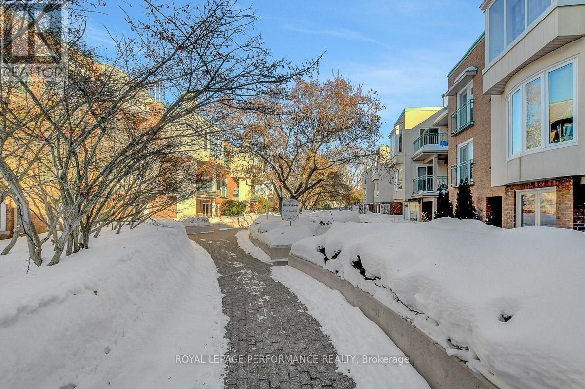 401d - 1 Columbus Avenue, Ottawa, Ontario  K1K 4L1 - Photo 2 - X12822286