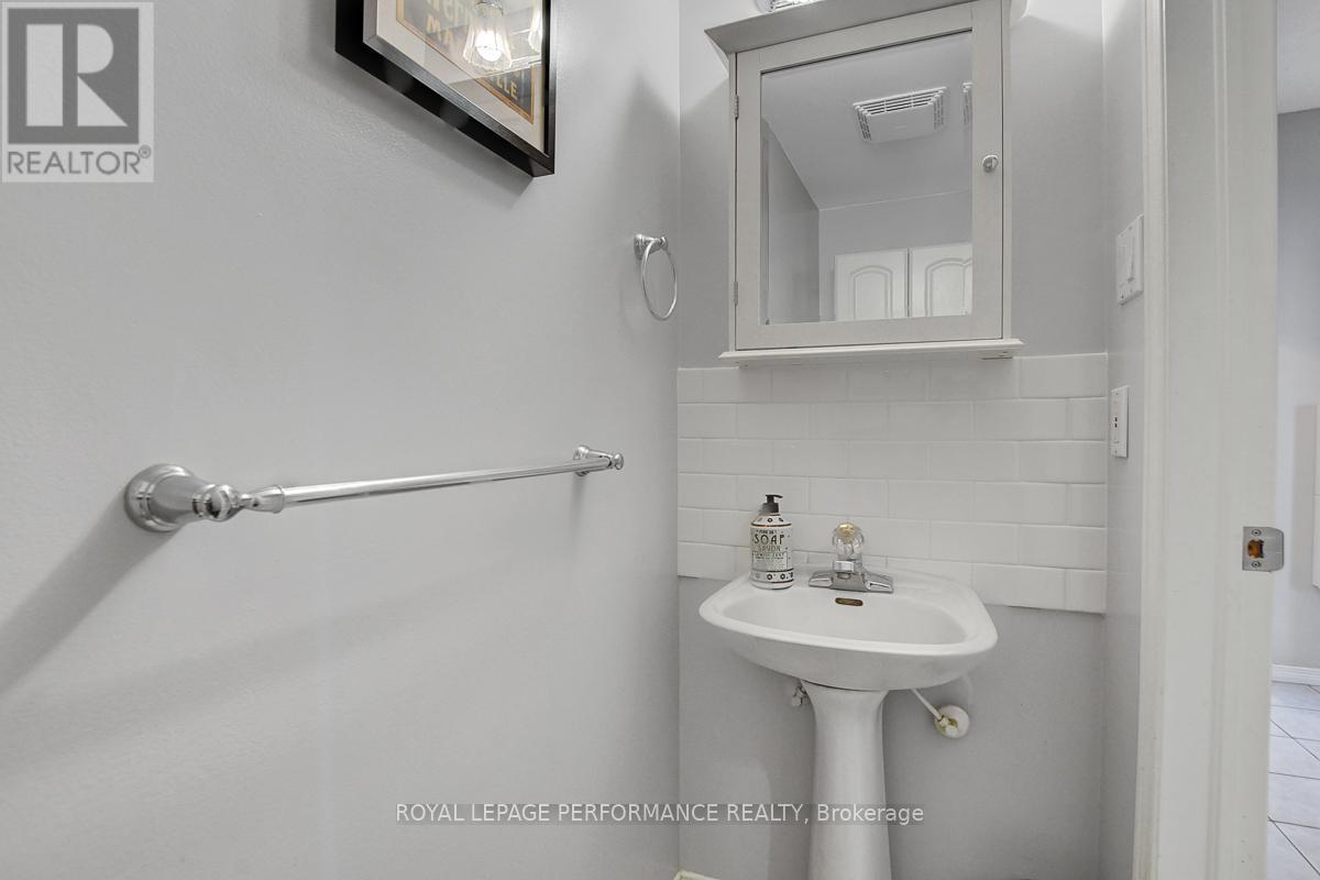 401d - 1 Columbus Avenue, Ottawa, Ontario  K1K 4L1 - Photo 23 - X12822286