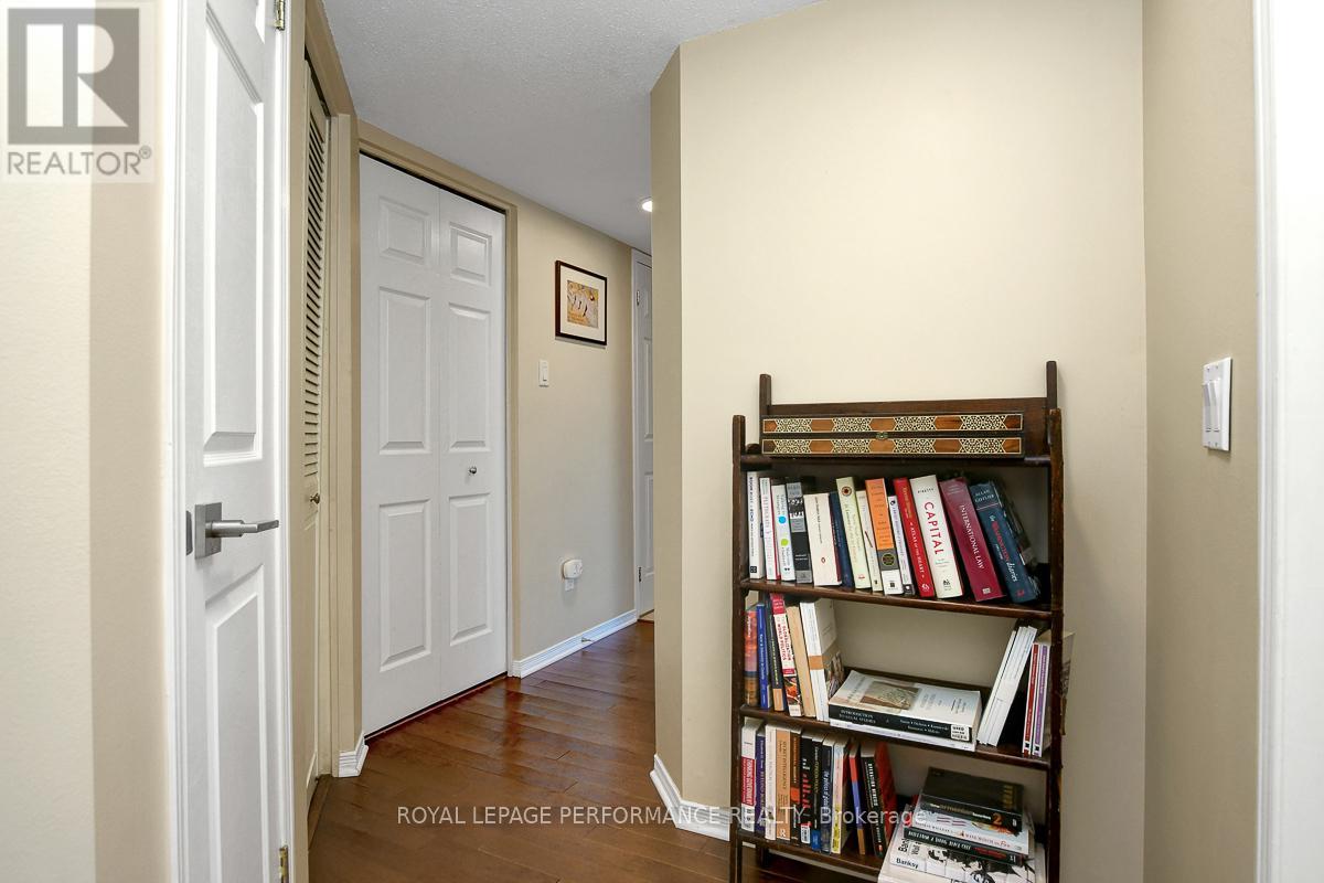 401d - 1 Columbus Avenue, Ottawa, Ontario  K1K 4L1 - Photo 24 - X12822286