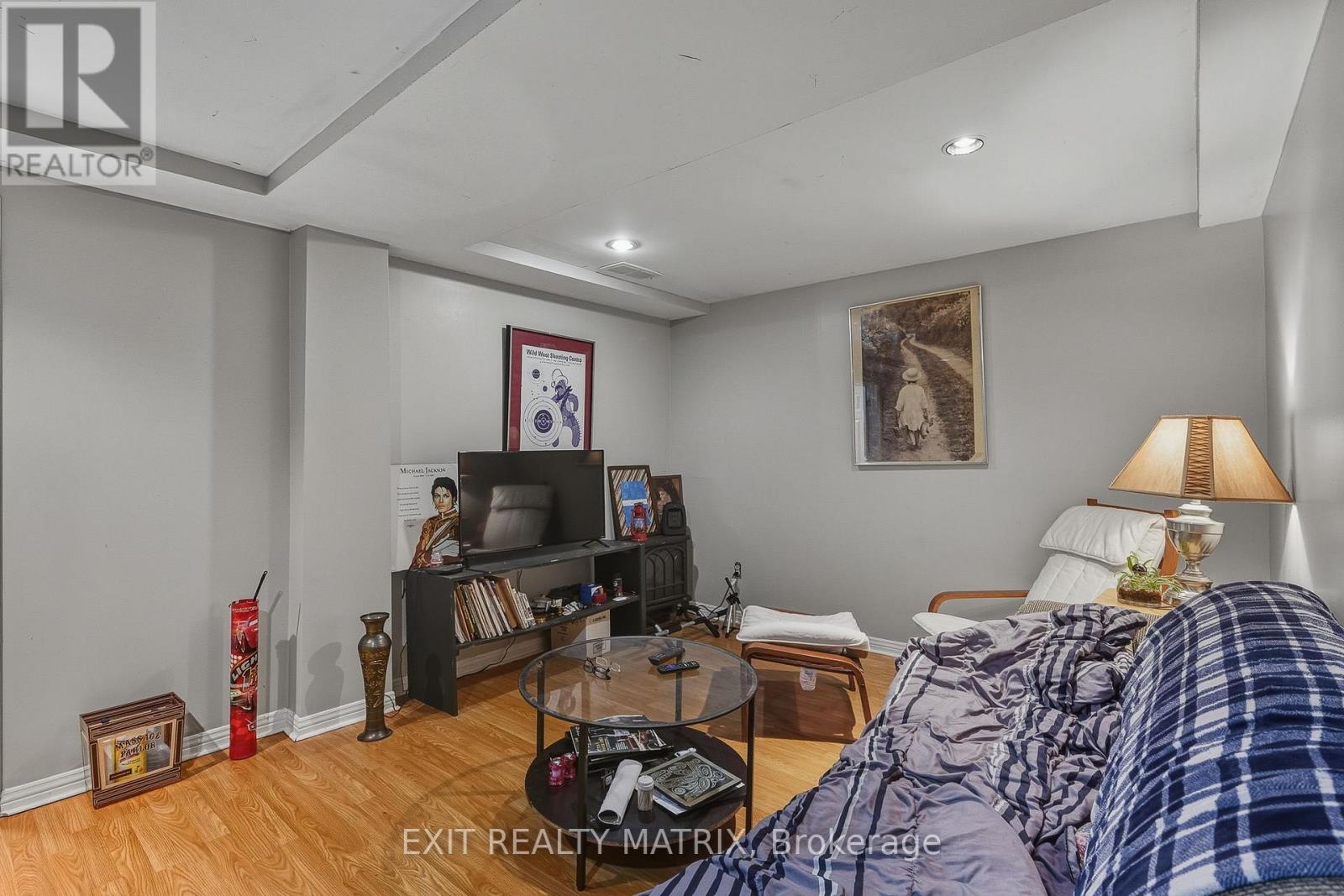 1123 Burgundy Lane, Ottawa, Ontario  K1C 2M9 - Photo 22 - X12822324