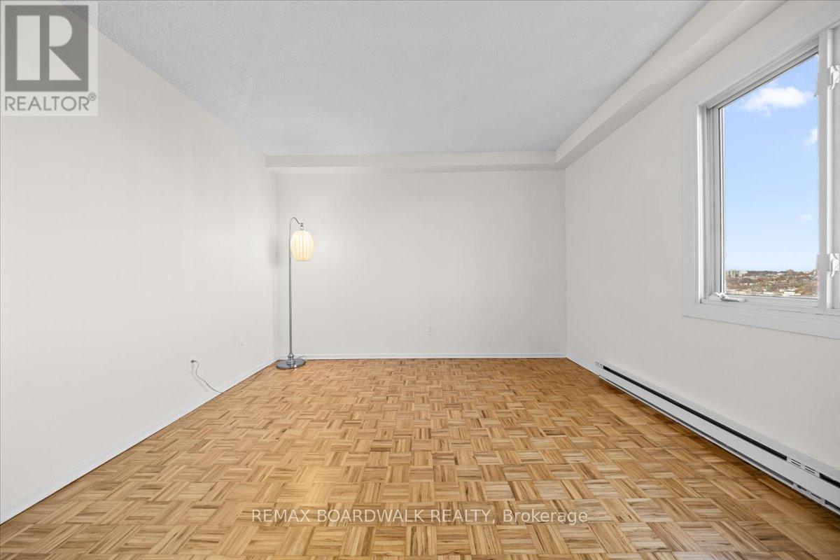 1507 - 158b Mcarthur Avenue, Ottawa, Ontario  K1L 8C9 - Photo 17 - X12822338