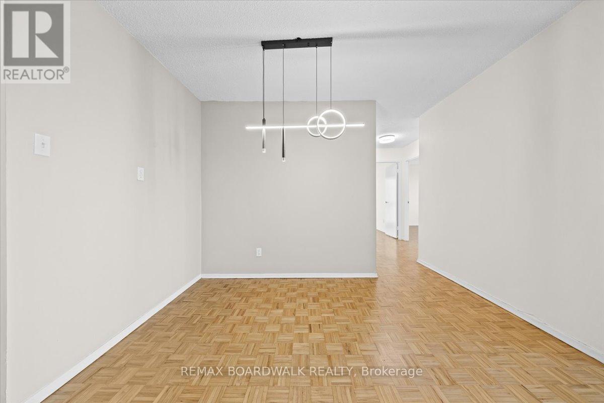 1507 - 158b Mcarthur Avenue, Ottawa, Ontario  K1L 8C9 - Photo 7 - X12822338