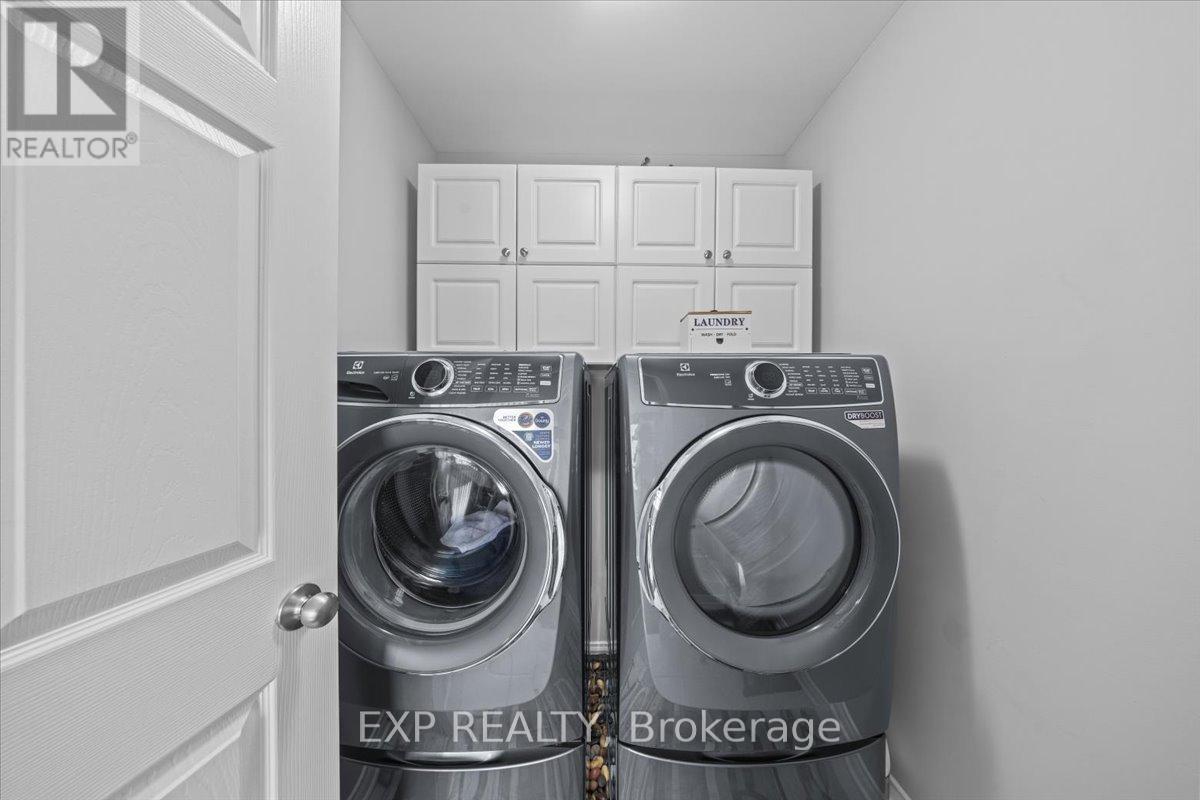 589 Pepperville Crescent, Ottawa, Ontario  K2M 0E7 - Photo 32 - X12822356