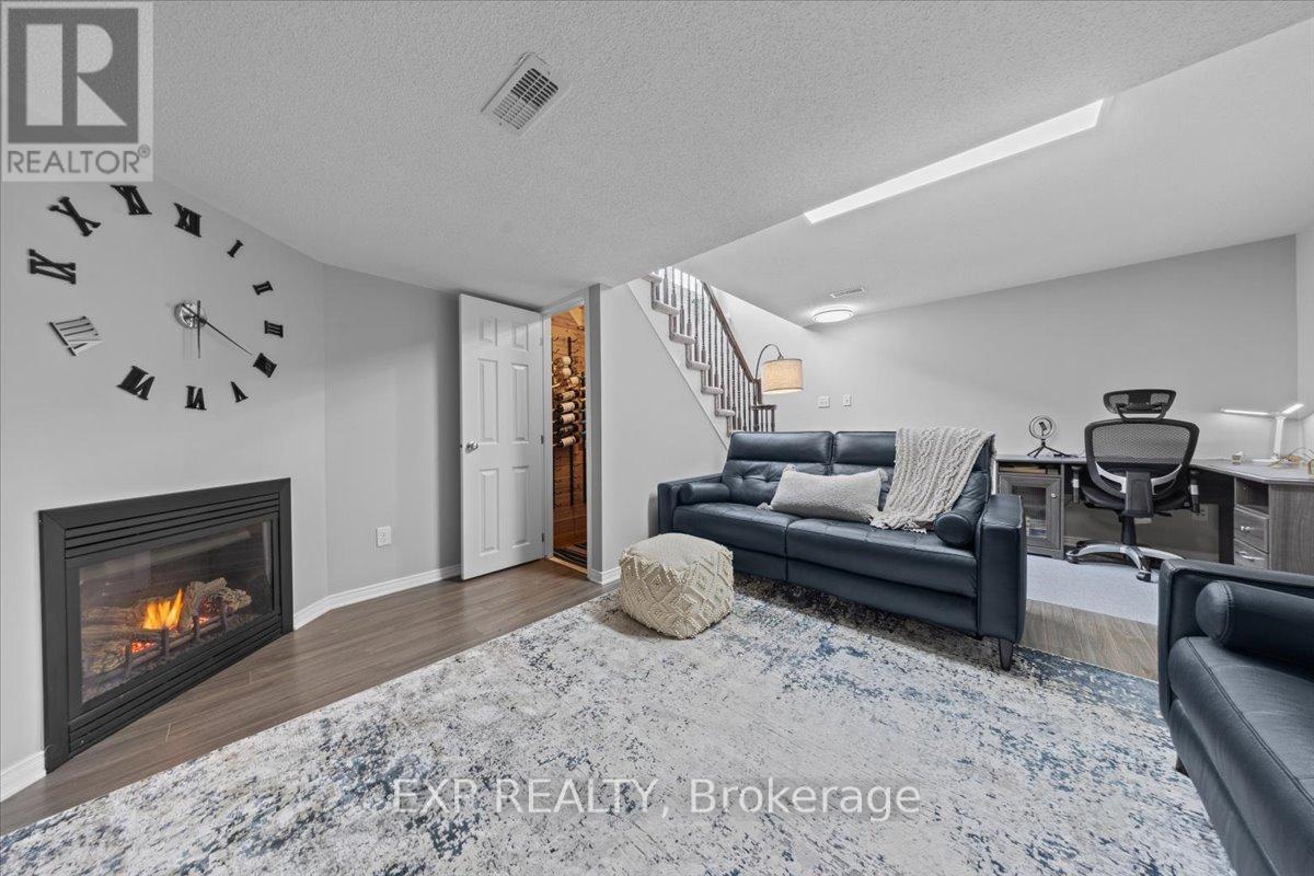 589 Pepperville Crescent, Ottawa, Ontario  K2M 0E7 - Photo 35 - X12822356