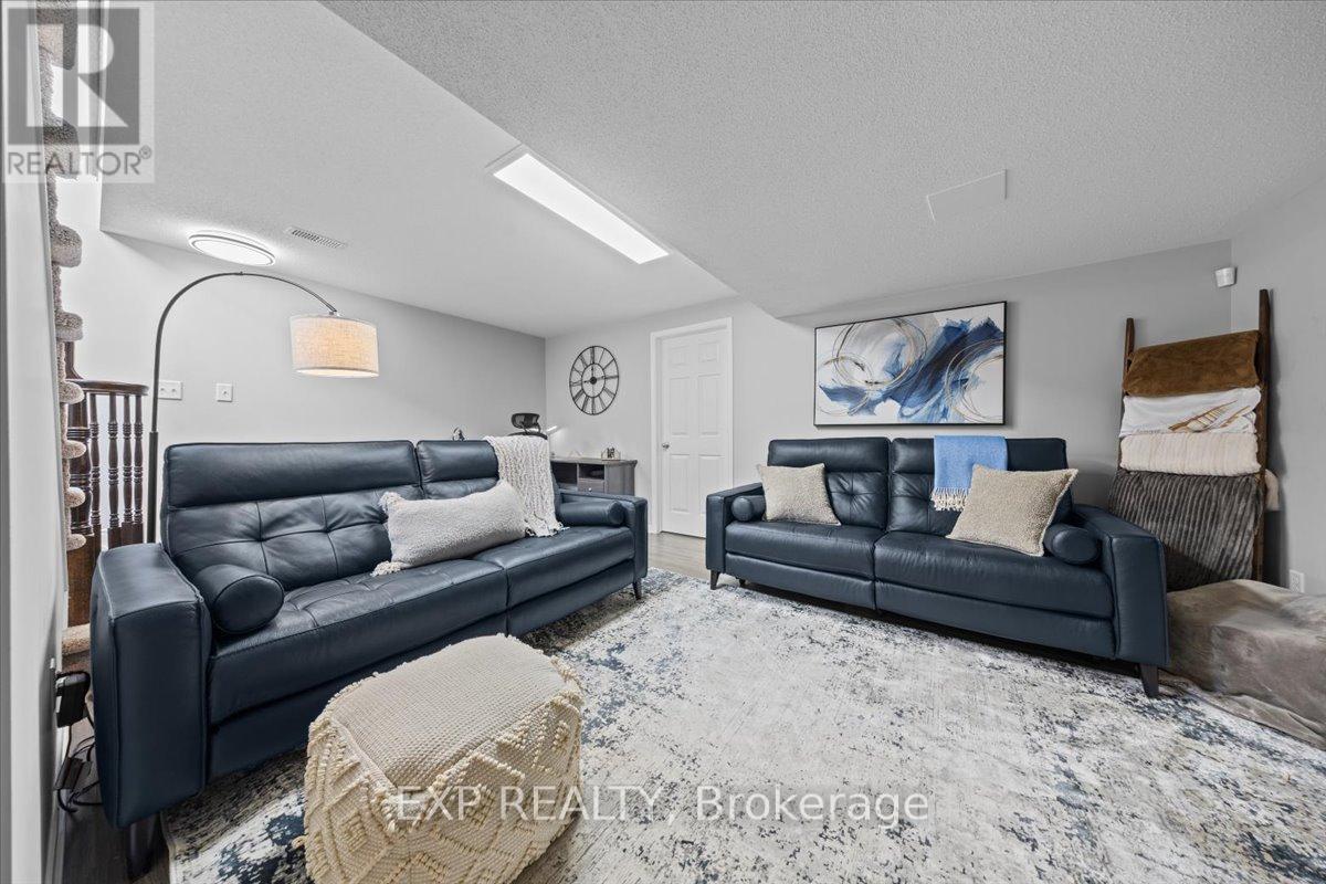 589 Pepperville Crescent, Ottawa, Ontario  K2M 0E7 - Photo 37 - X12822356