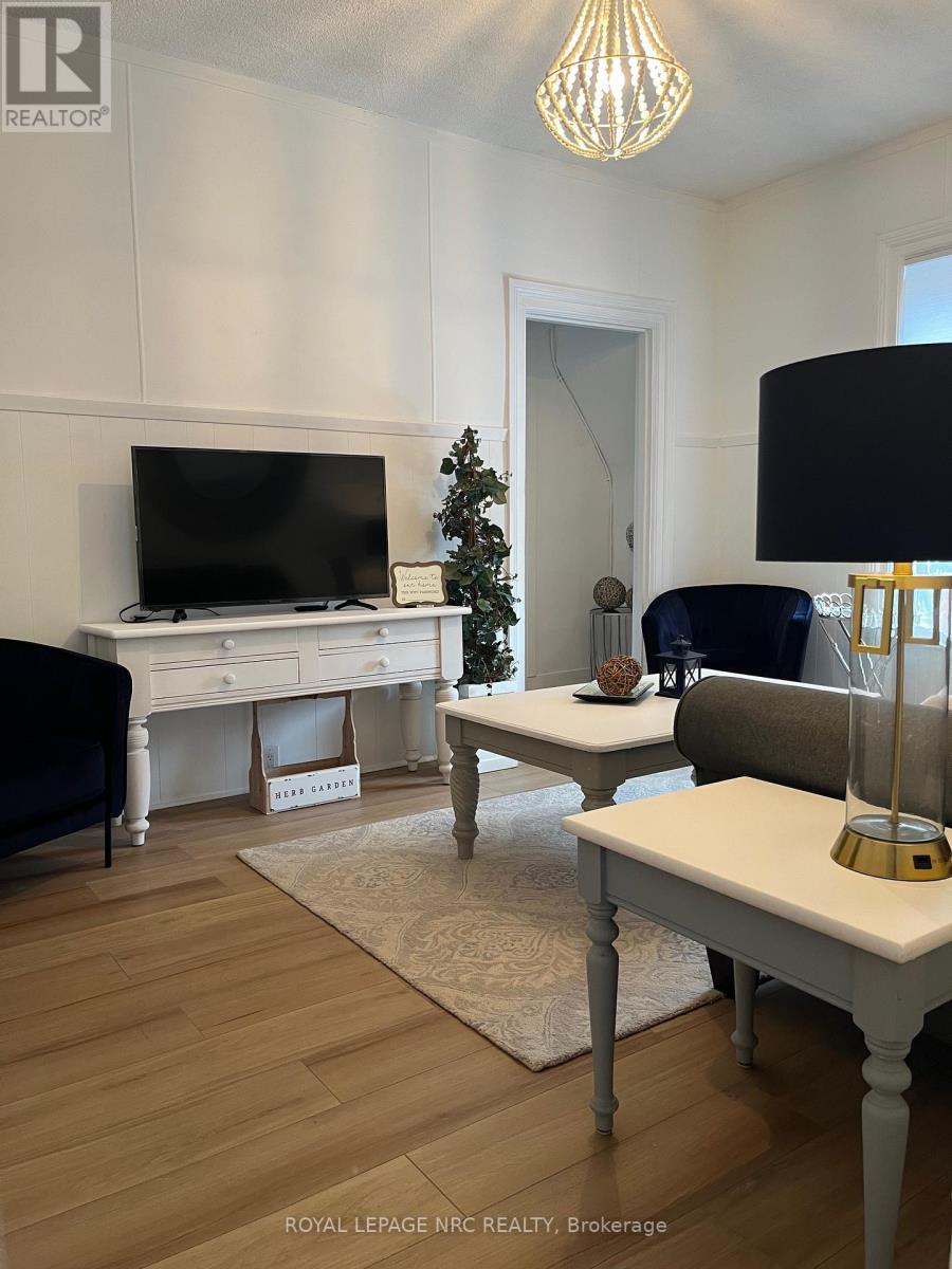 2 - 4-6 Ontario Street, Grimsby, Ontario  L3M 3G9 - Photo 8 - X12822162