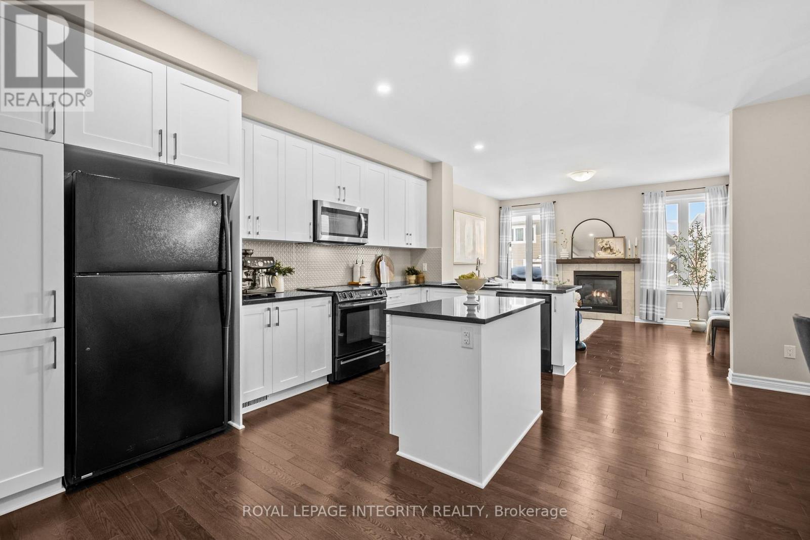 696 Vivera Place, Ottawa, Ontario  K2S 2N1 - Photo 9 - X12821936