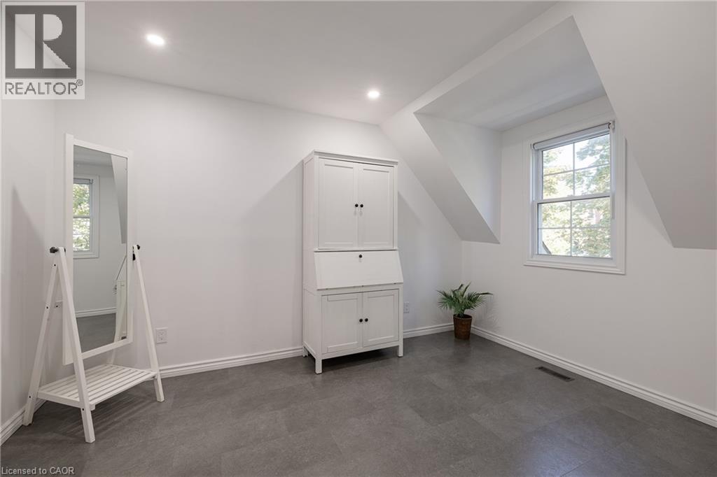 76 Brock Street, Oakville, Ontario  L6K 2Z1 - Photo 21 - 40794452