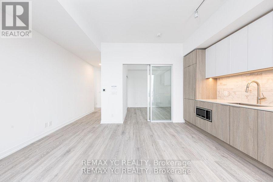 706 - 2020 Bathurst Street, Toronto (Humewood-Cedarvale), Ontario  M5P 0A6 - Photo 10 - C12822110