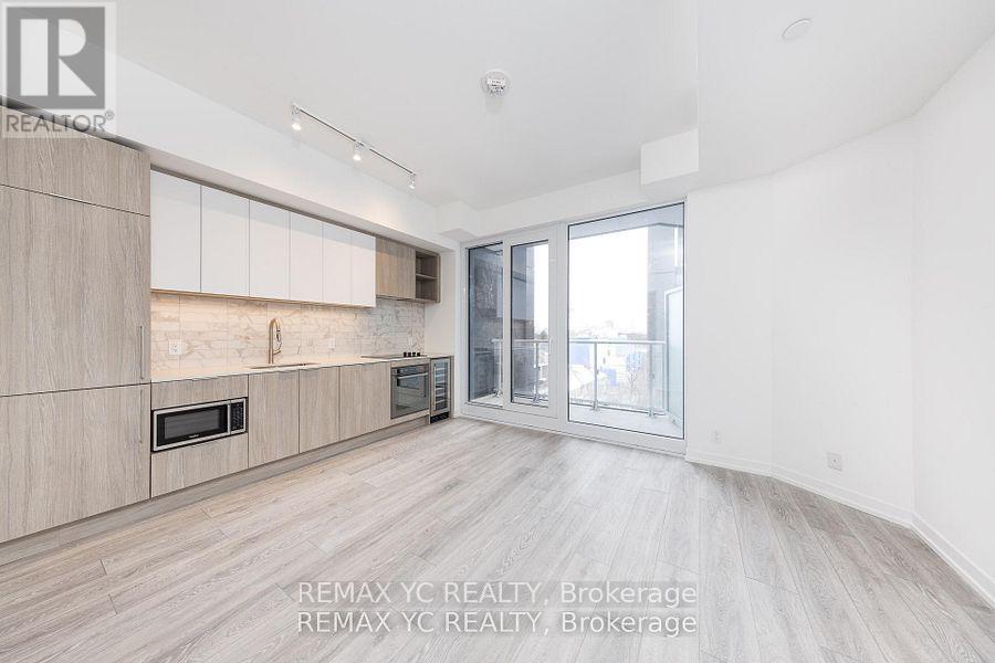 706 - 2020 Bathurst Street, Toronto (Humewood-Cedarvale), Ontario  M5P 0A6 - Photo 5 - C12822110