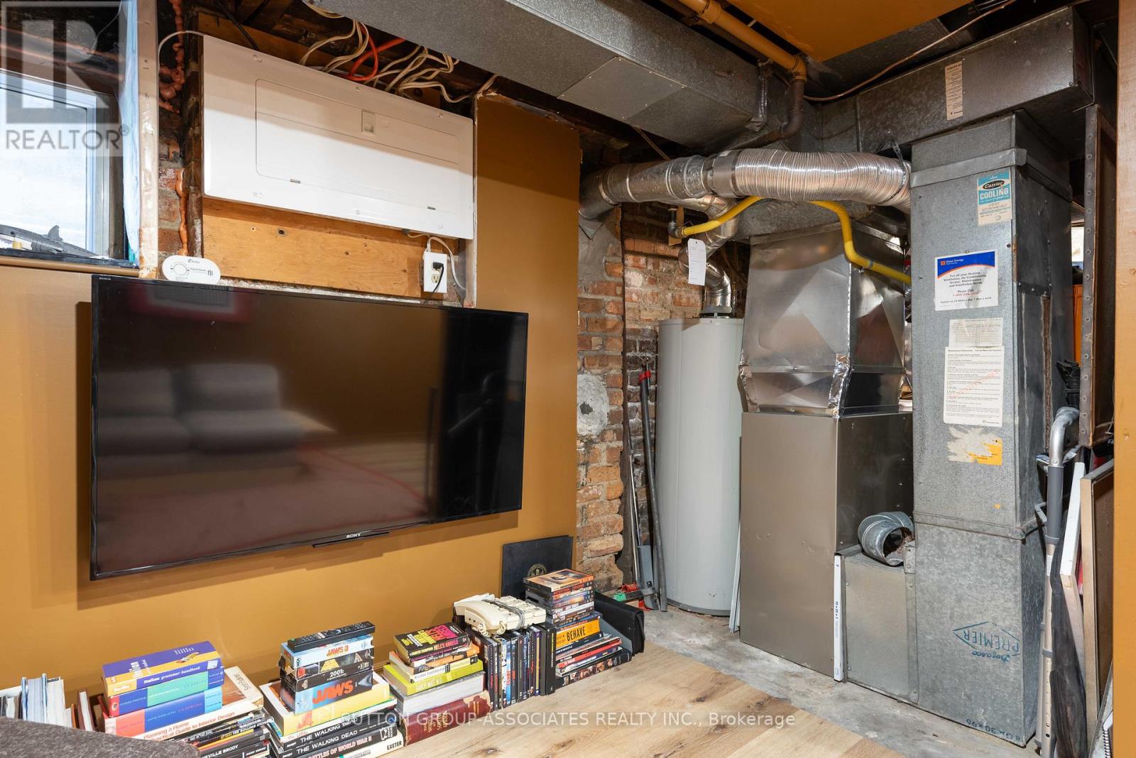 257 Benson Avenue, Toronto (Wychwood), Ontario  M6G 2J7 - Photo 22 - C12822126