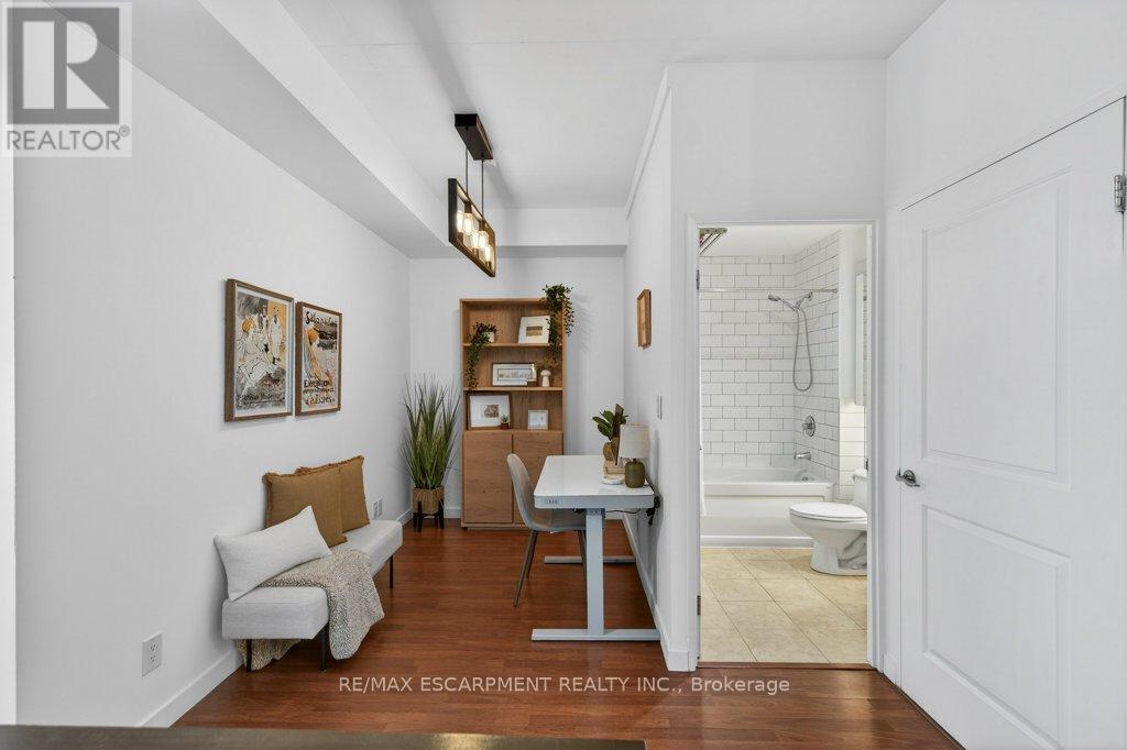 522 - 1 Shaw Street, Toronto (Niagara), Ontario  M6K 0A1 - Photo 6 - C12822134