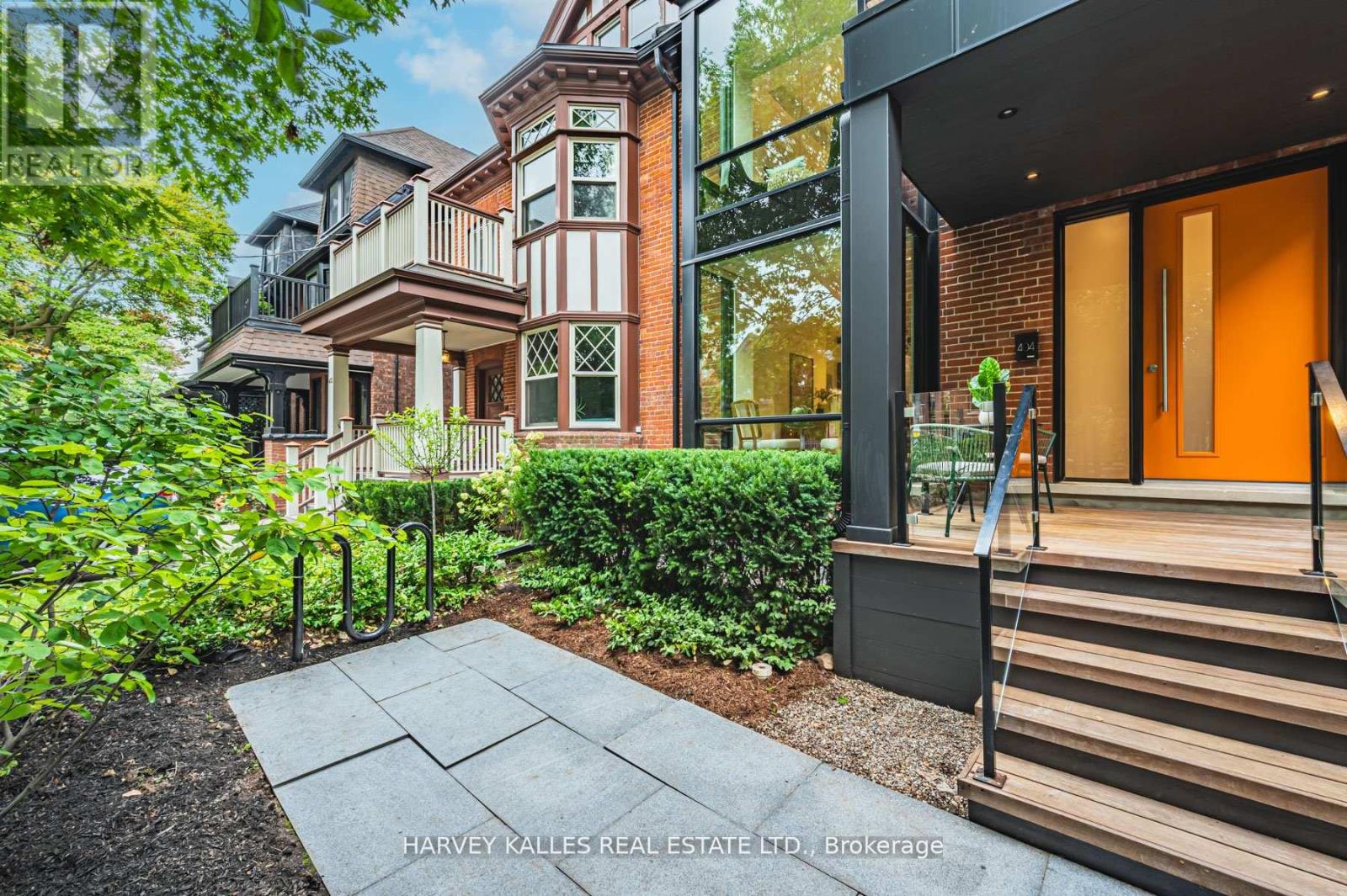 404 Brunswick Avenue, Toronto, Ontario  M5R 2Z4 - Photo 2 - C12822142