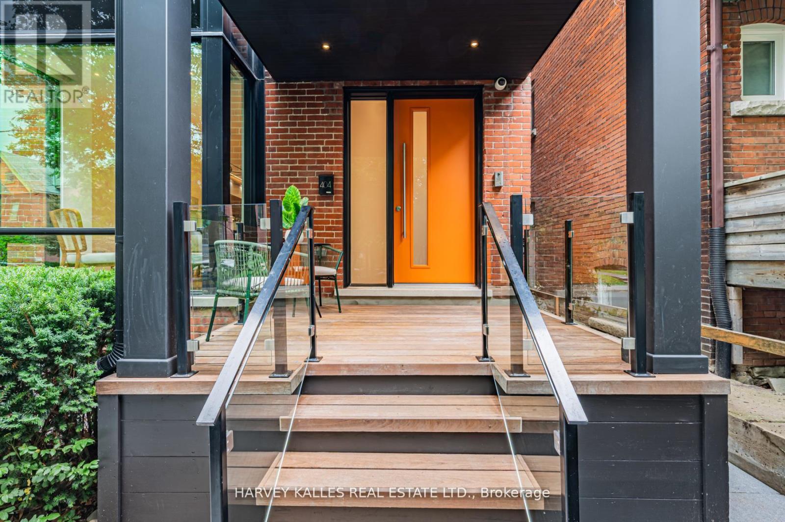 404 Brunswick Avenue, Toronto, Ontario  M5R 2Z4 - Photo 3 - C12822142