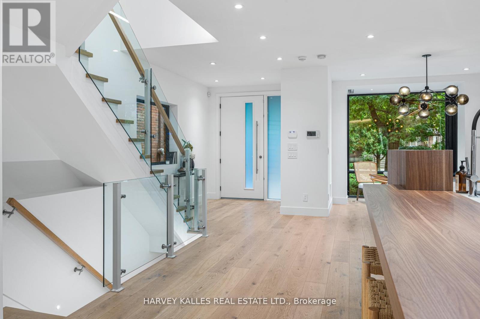 404 Brunswick Avenue, Toronto, Ontario  M5R 2Z4 - Photo 8 - C12822142