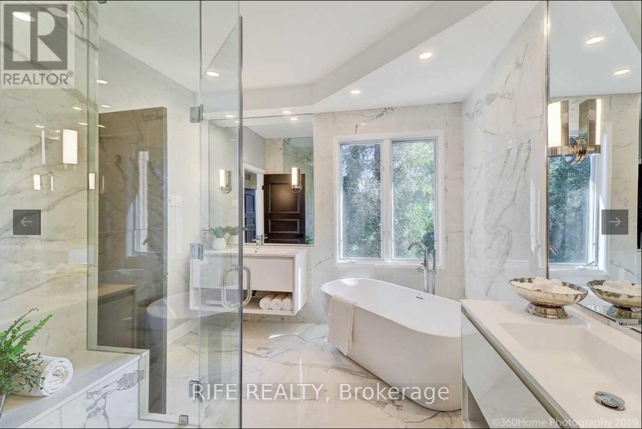 423 Bedford Park Avenue, Toronto, Ontario  M5M 1K2 - Photo 10 - C12822154