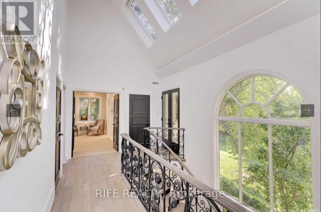 423 Bedford Park Avenue, Toronto, Ontario  M5M 1K2 - Photo 8 - C12822154