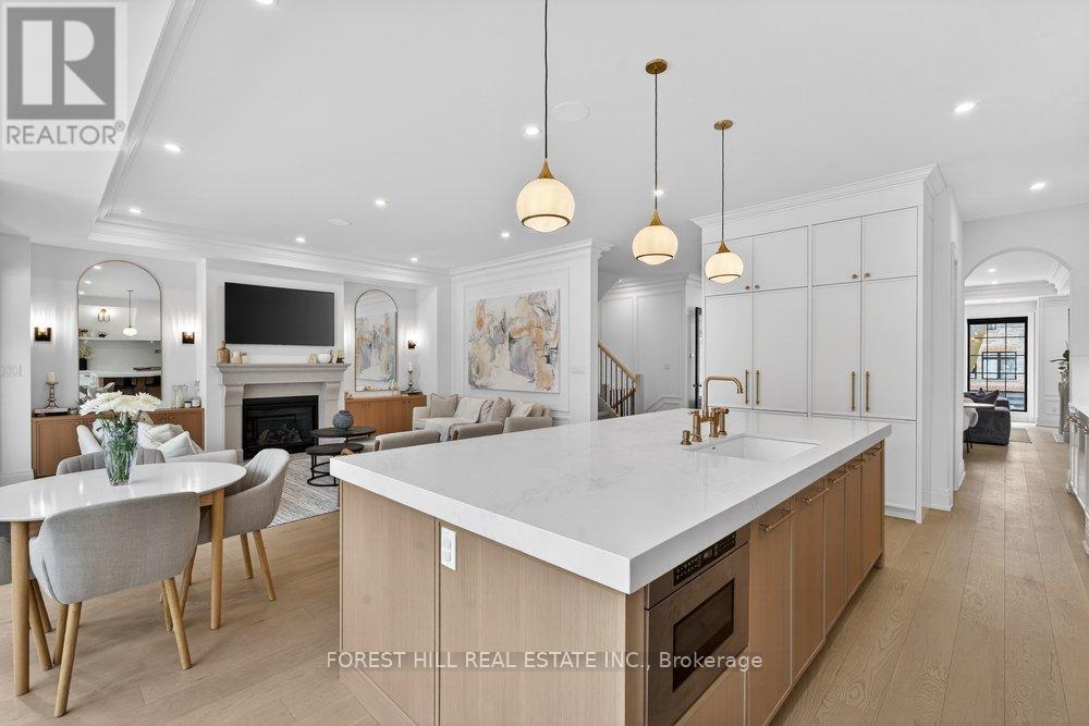 115 Park Home Avenue, Toronto, Ontario  M2N 1W7 - Photo 17 - C12822168