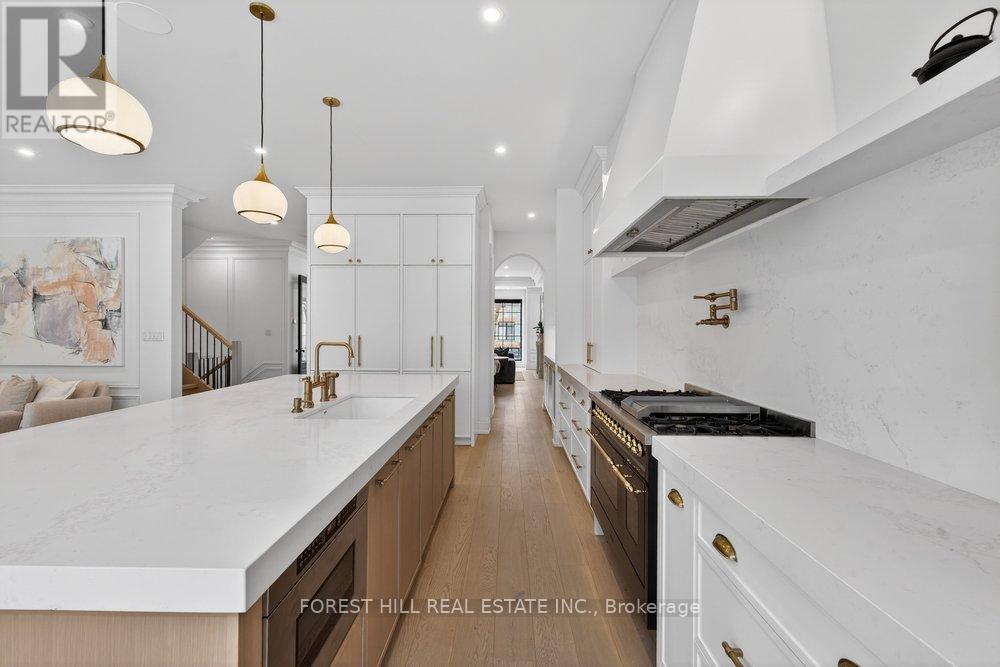 115 Park Home Avenue, Toronto, Ontario  M2N 1W7 - Photo 18 - C12822168