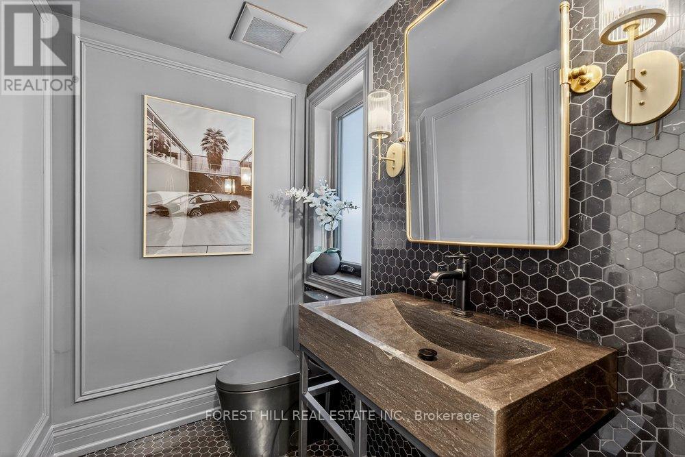 115 Park Home Avenue, Toronto, Ontario  M2N 1W7 - Photo 20 - C12822168