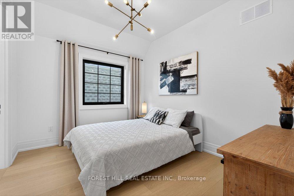 115 Park Home Avenue, Toronto, Ontario  M2N 1W7 - Photo 29 - C12822168