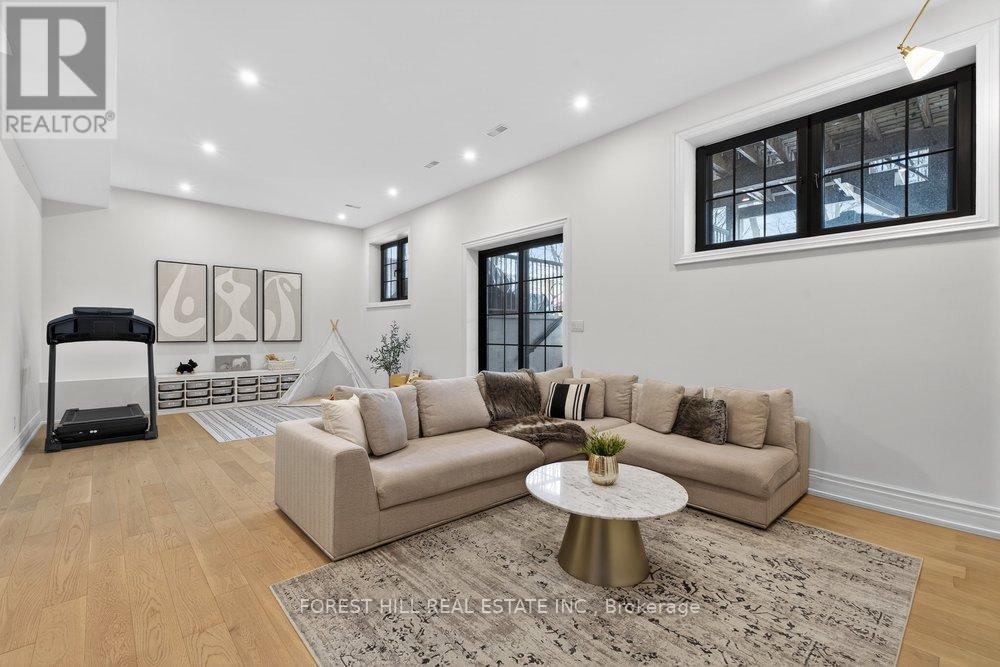 115 Park Home Avenue, Toronto, Ontario  M2N 1W7 - Photo 32 - C12822168