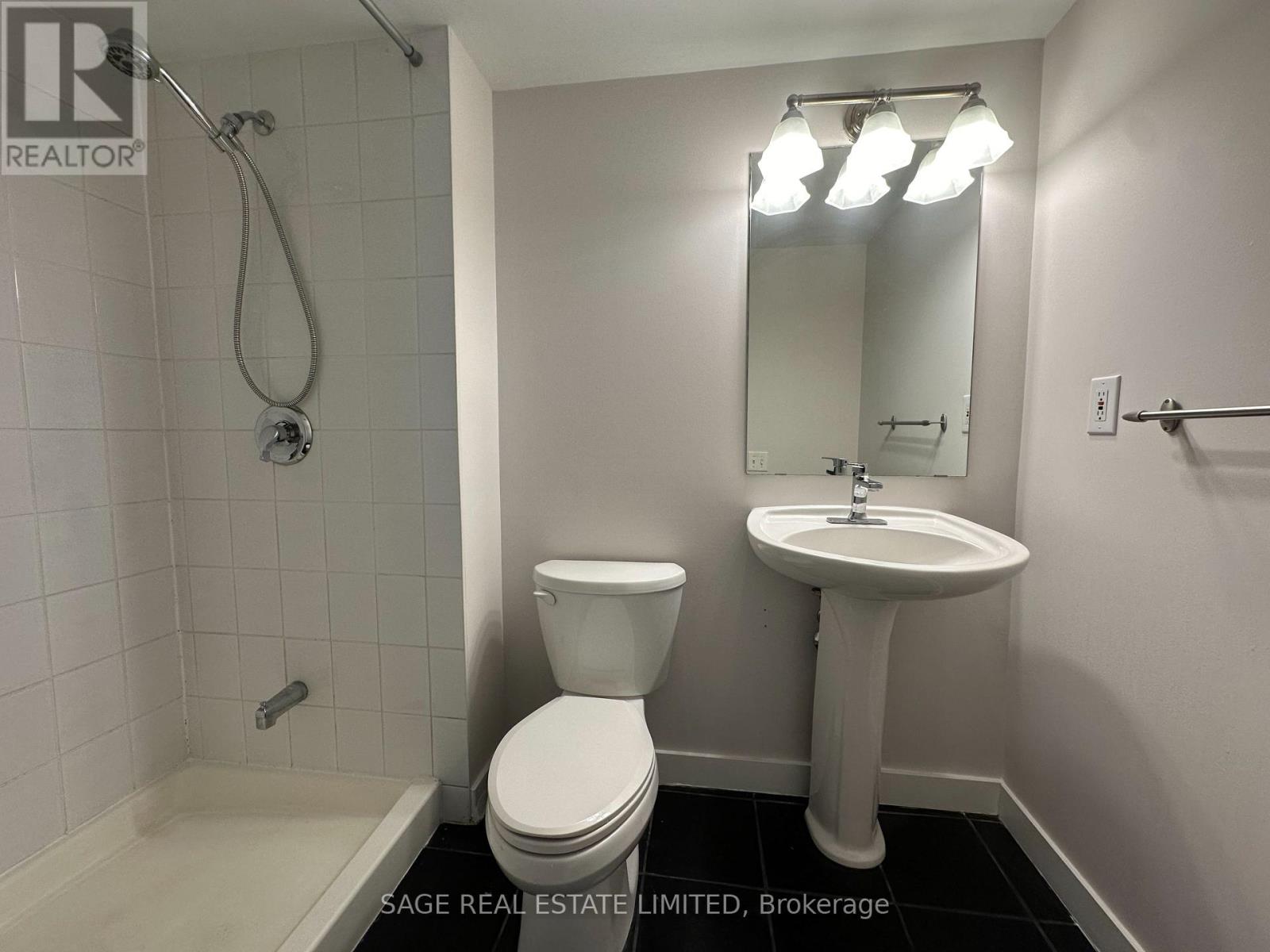 901 - 77 Lombard Street, Toronto, Ontario  M5C 3E1 - Photo 16 - C12822214