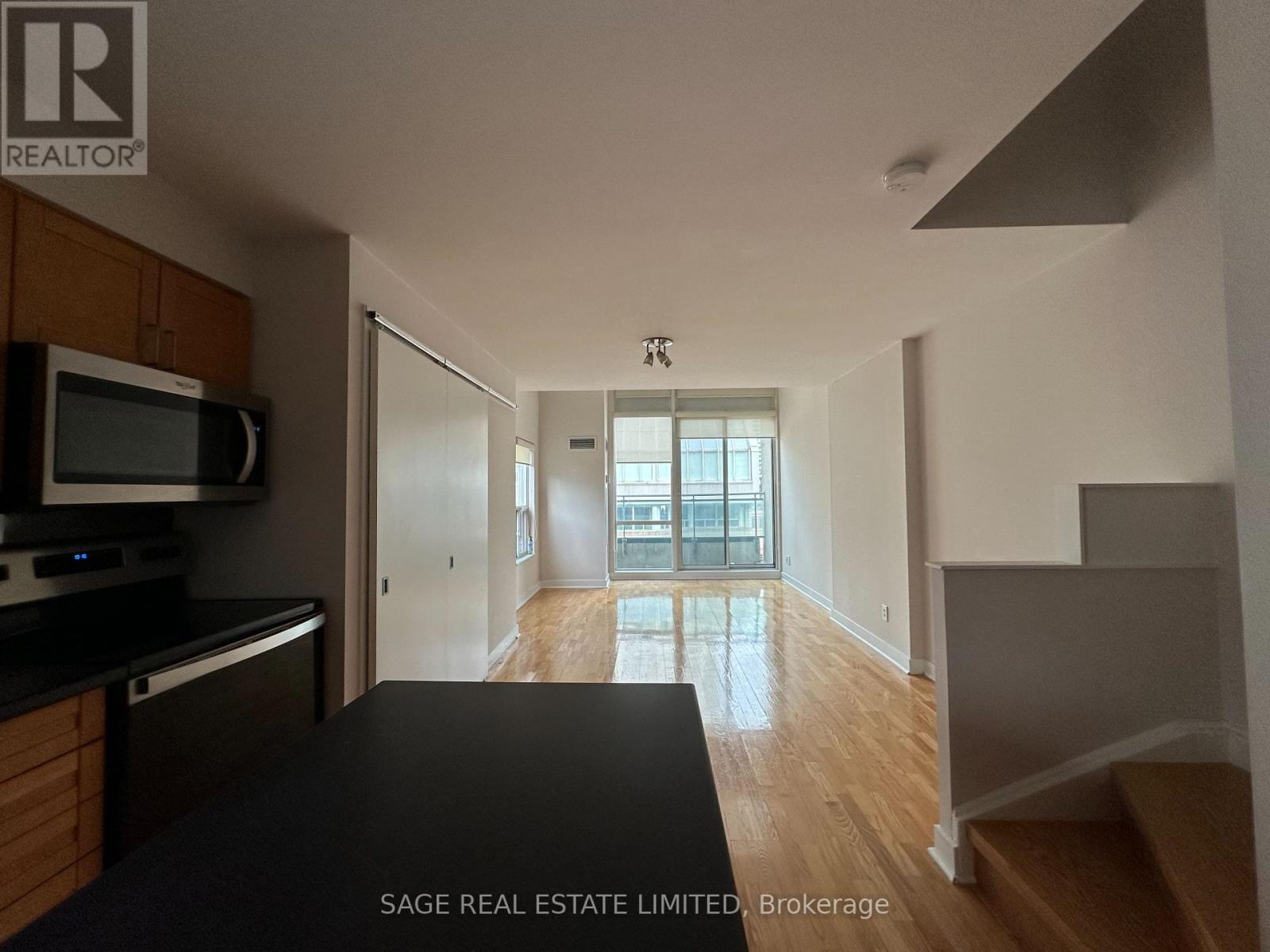 901 - 77 Lombard Street, Toronto, Ontario  M5C 3E1 - Photo 5 - C12822214