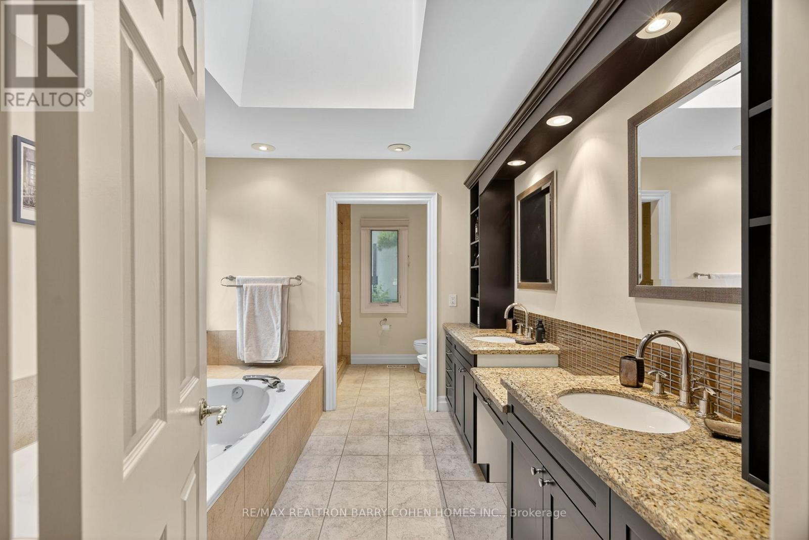 84 Truman Road, Toronto, Ontario  M2L 2L6 - Photo 19 - C12822288