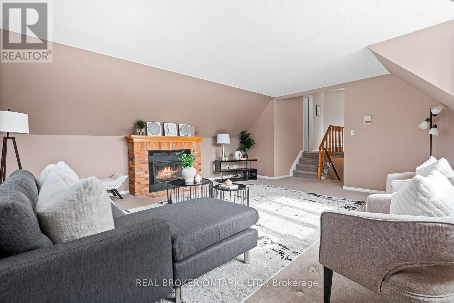 1501 Silver Spruce Drive, Pickering, Ontario  L1V 5G9 - Photo 16 - E12822064