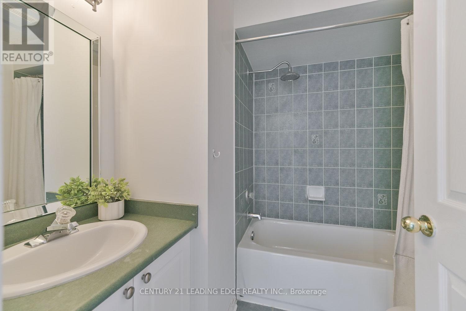 76 Regatta Crescent, Whitby, Ontario  L1N 9V3 - Photo 30 - E12822172