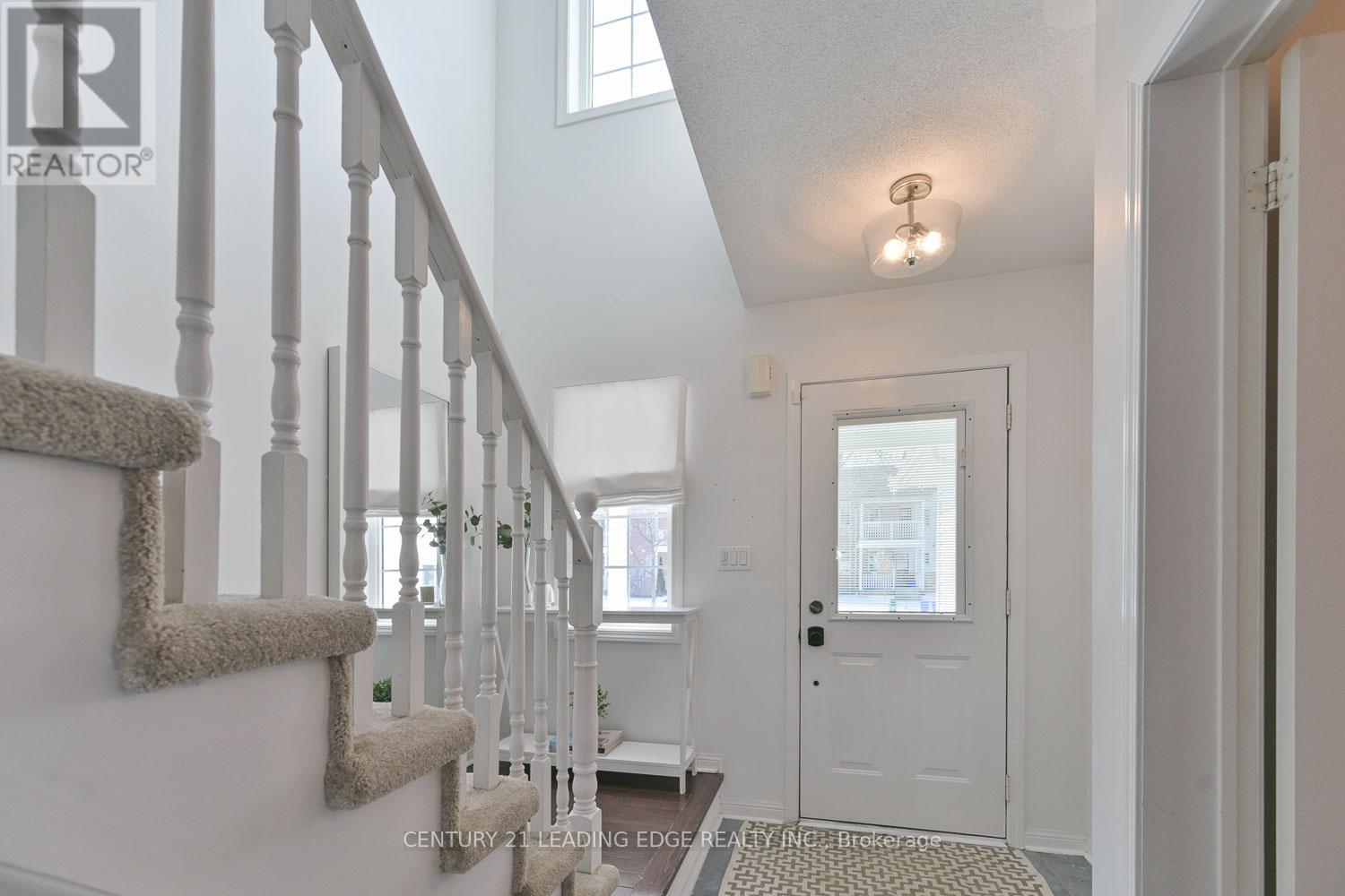 76 Regatta Crescent, Whitby, Ontario  L1N 9V3 - Photo 5 - E12822172