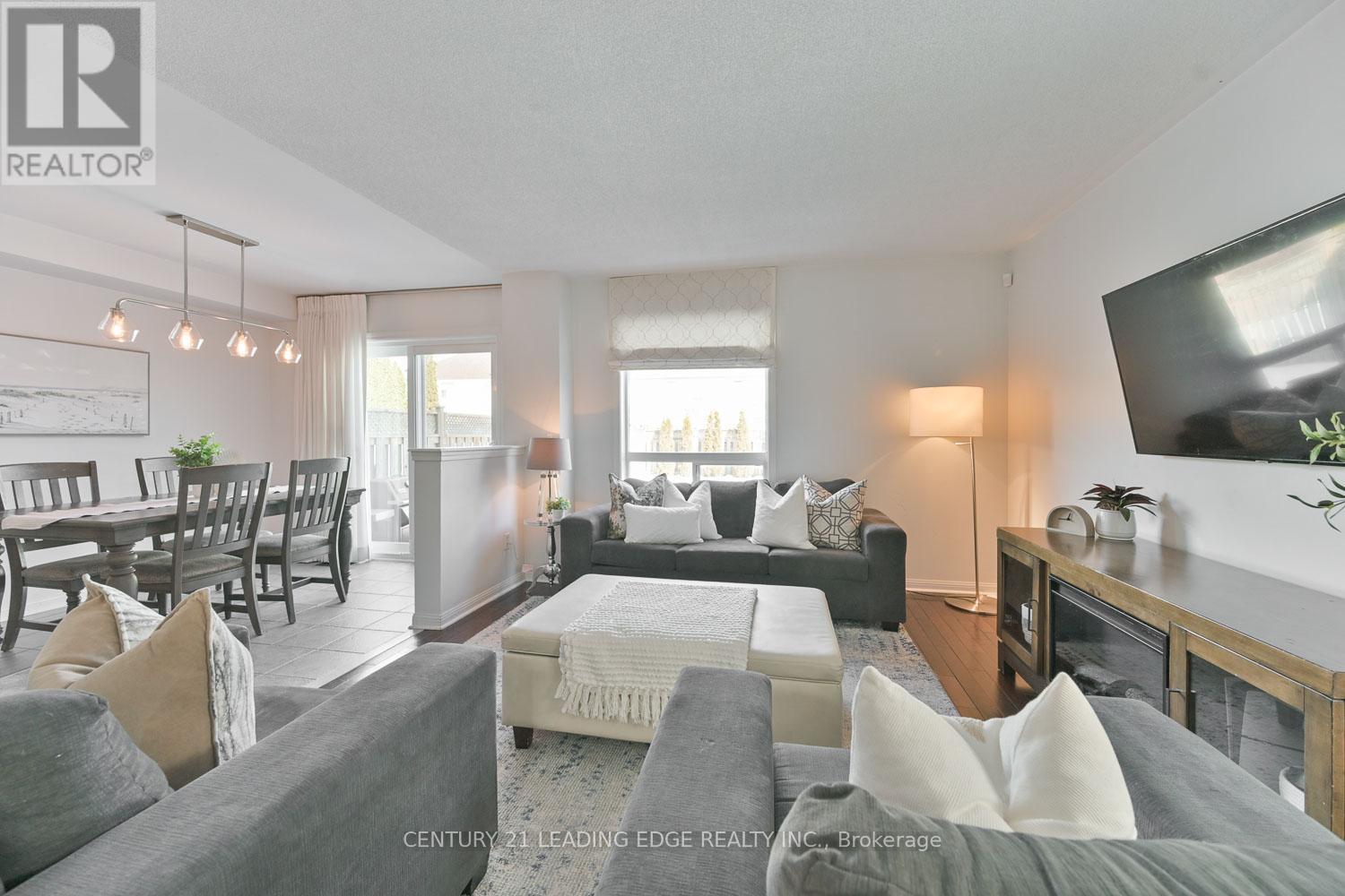 76 Regatta Crescent, Whitby, Ontario  L1N 9V3 - Photo 8 - E12822172