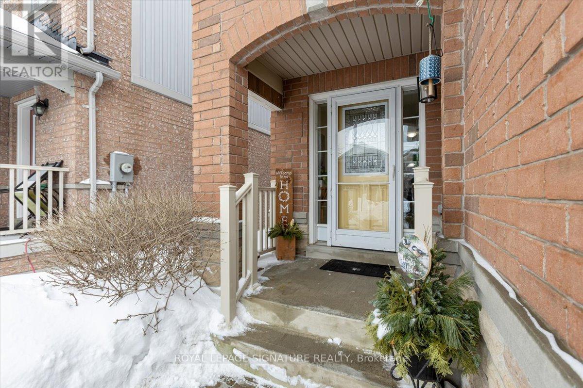1110 Schooling Drive, Oshawa, Ontario  L1K 0S2 - Photo 2 - E12822190