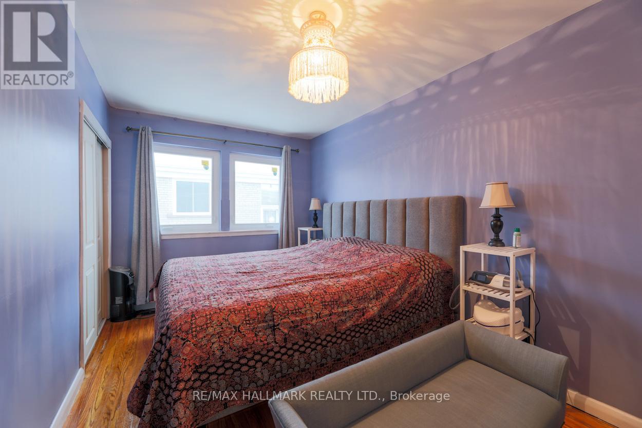 12 Trinnell Boulevard, Toronto, Ontario  M1L 1S7 - Photo 7 - E12822198