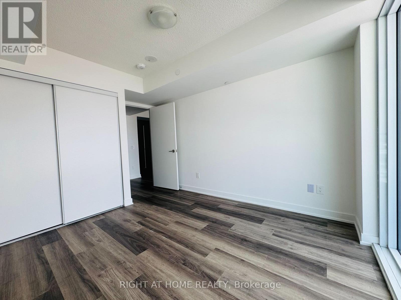 1804 - 1010 Sandy Beach Road, Pickering (Bay Ridges), Ontario  L1W 0C7 - Photo 7 - E12822262