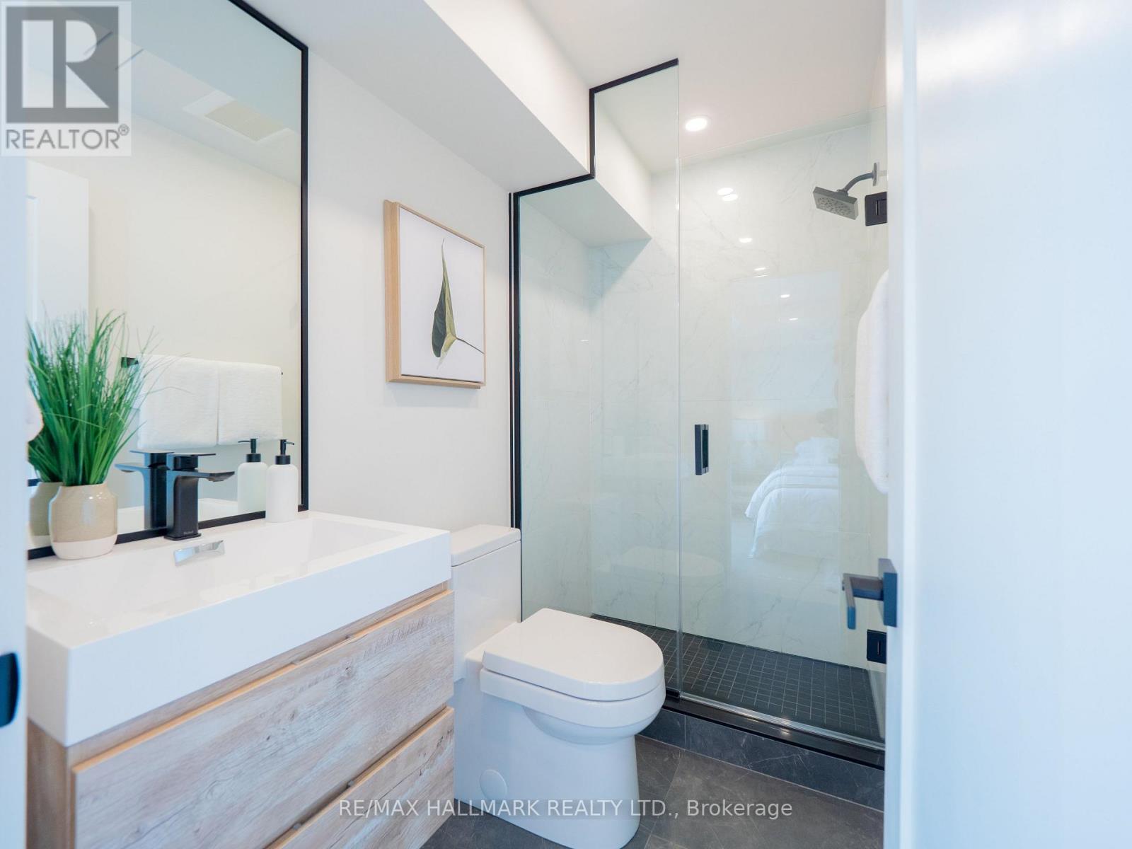 24 Harriet Street, Toronto, Ontario  M4L 2E9 - Photo 21 - E12822318