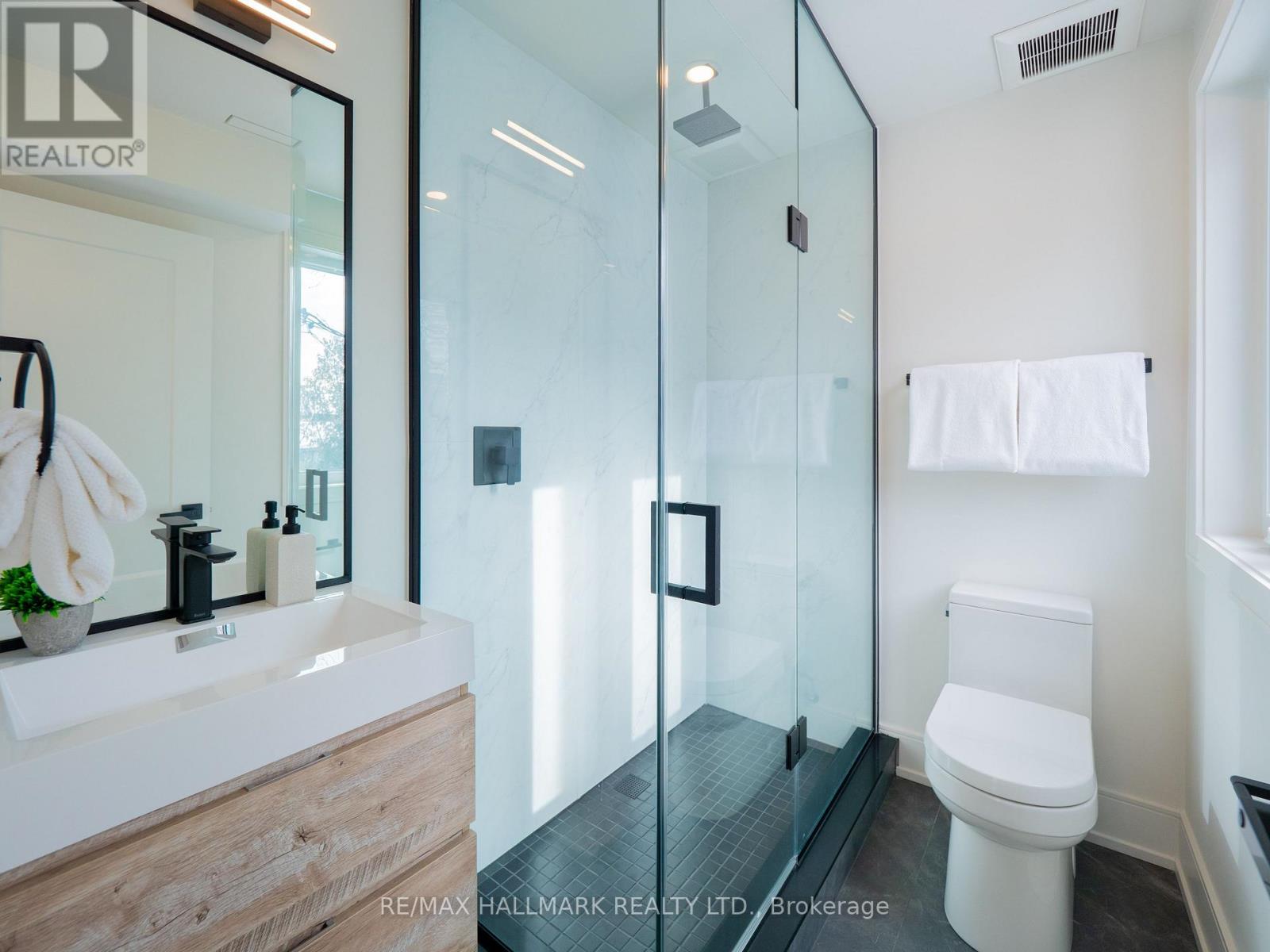 24 Harriet Street, Toronto, Ontario  M4L 2E9 - Photo 27 - E12822318