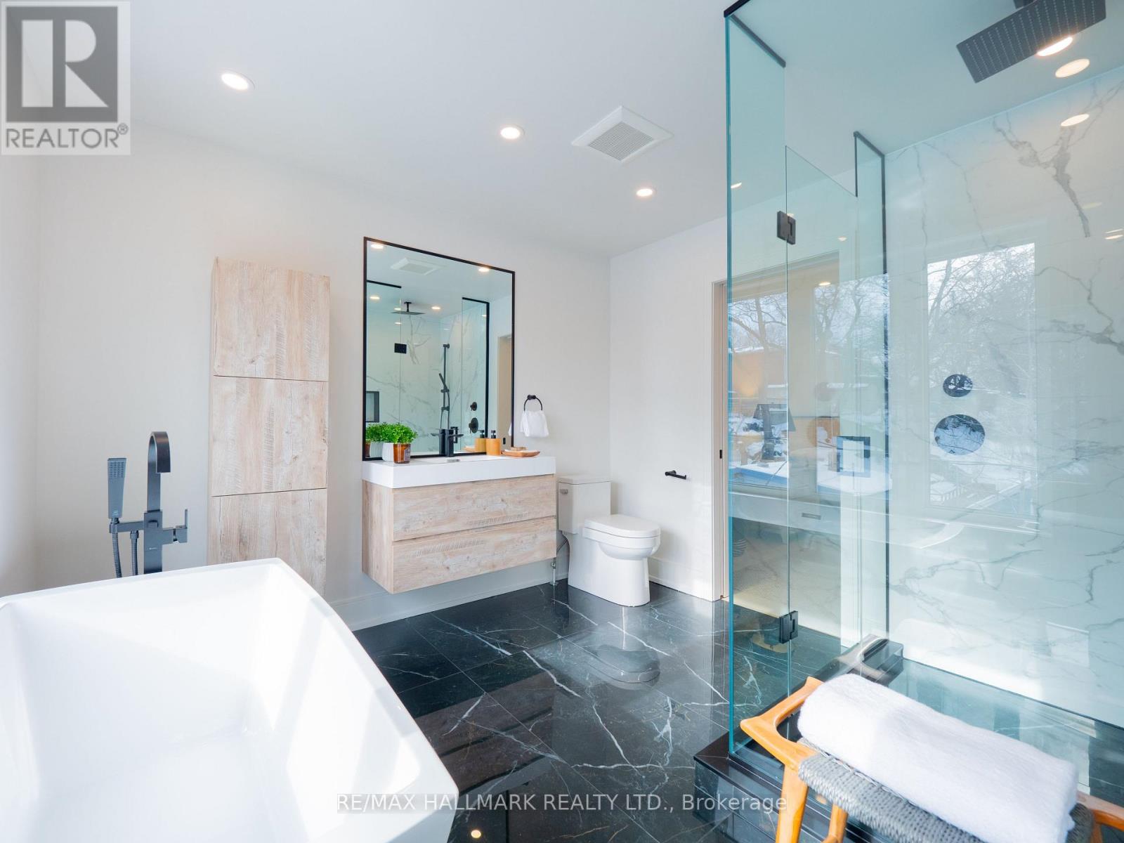 24 Harriet Street, Toronto, Ontario  M4L 2E9 - Photo 40 - E12822318